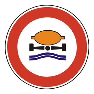 Značka - B22: Zákaz vjazdu vozidiel prepravujúcich náklad, ktorý môže spôsobiť znečistenie vody (B22)