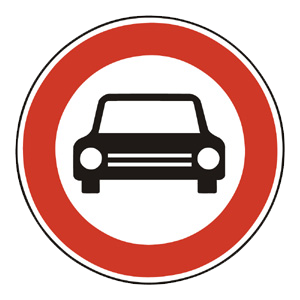 Značka - B4: Zákaz vjazdu všetkých motorových vozidiel s výnimkou motocyklov bez postranného vozíka (B4)